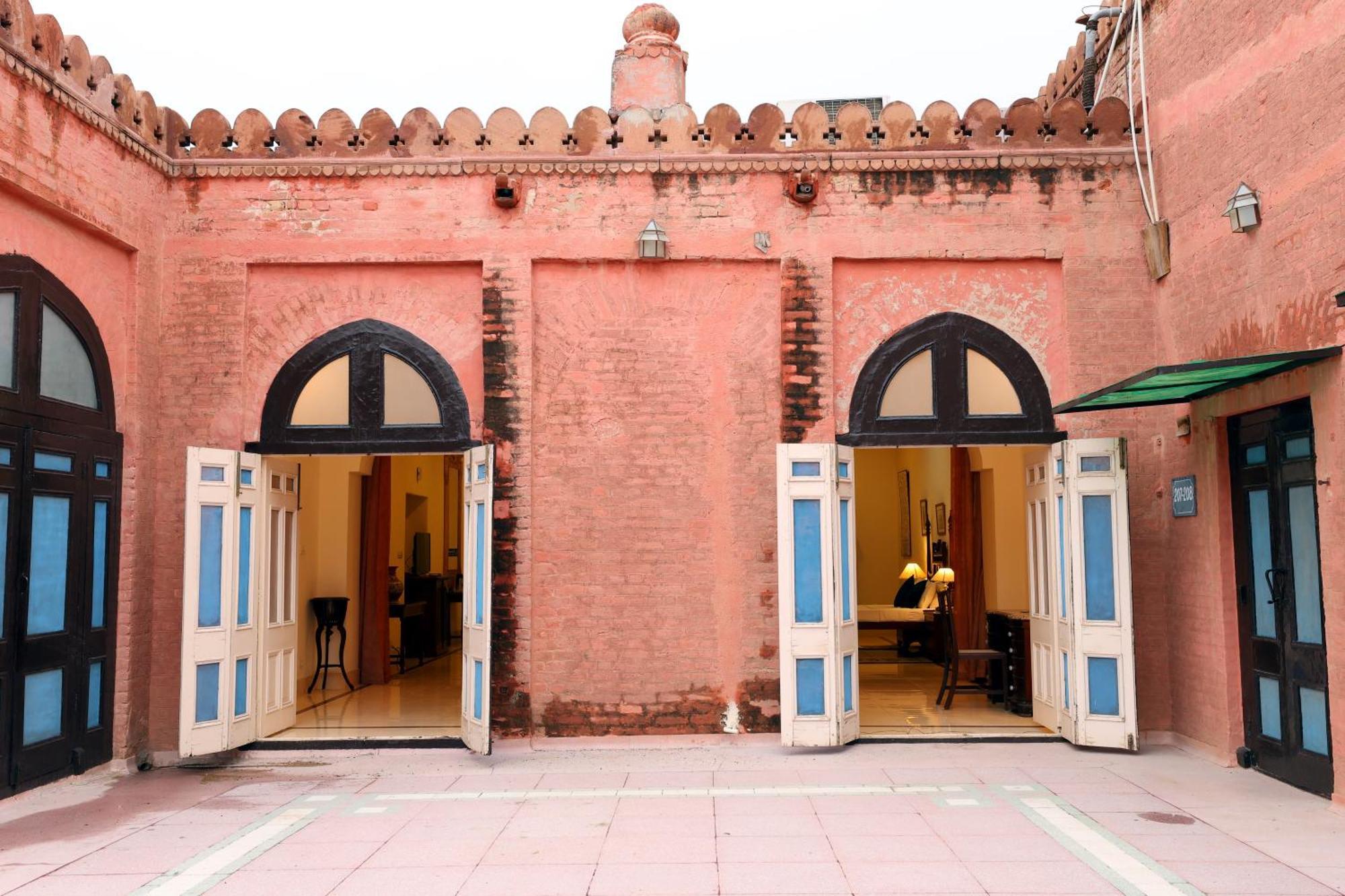 The Lallgarh Palace - A Heritage Hotel Bikaner Exterior foto