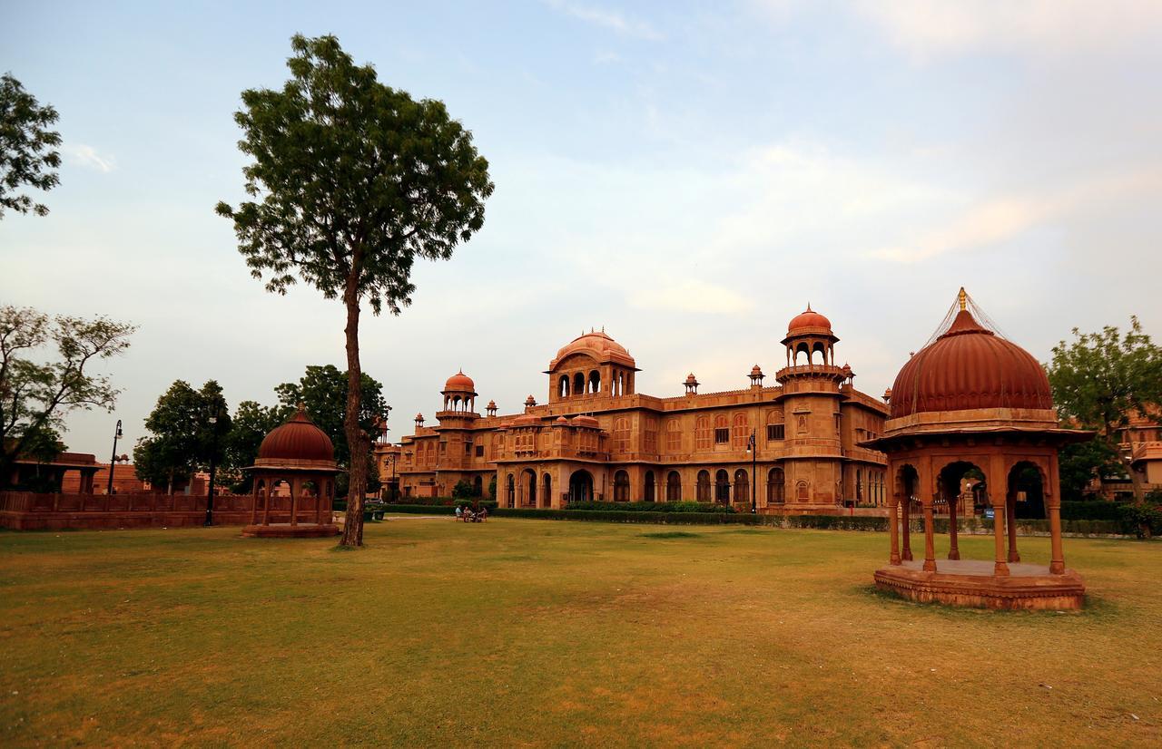 The Lallgarh Palace - A Heritage Hotel Bikaner Exterior foto