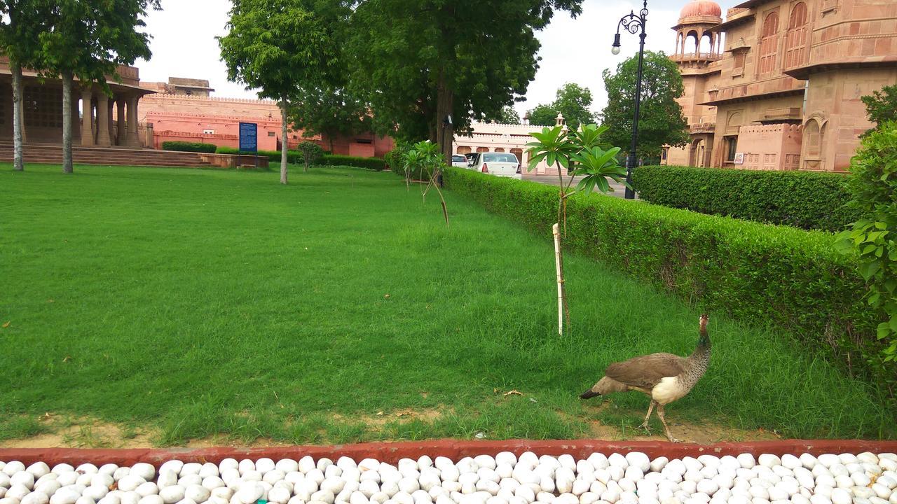 The Lallgarh Palace - A Heritage Hotel Bikaner Exterior foto