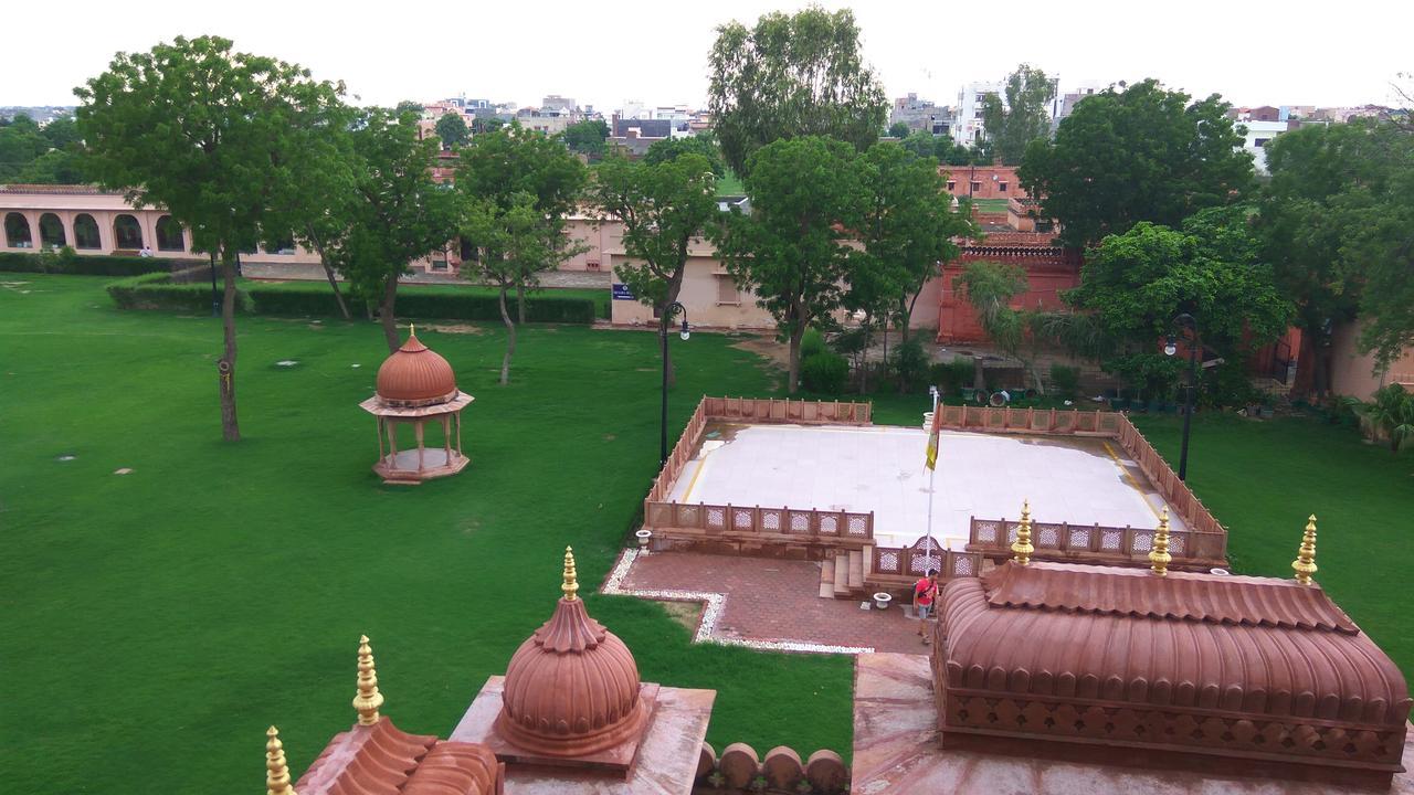 The Lallgarh Palace - A Heritage Hotel Bikaner Exterior foto